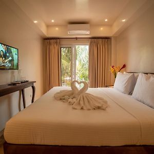 Double Room Mountain View